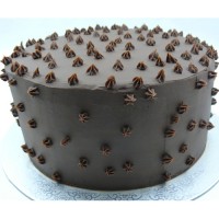 Ganache with Small Rosette Dots